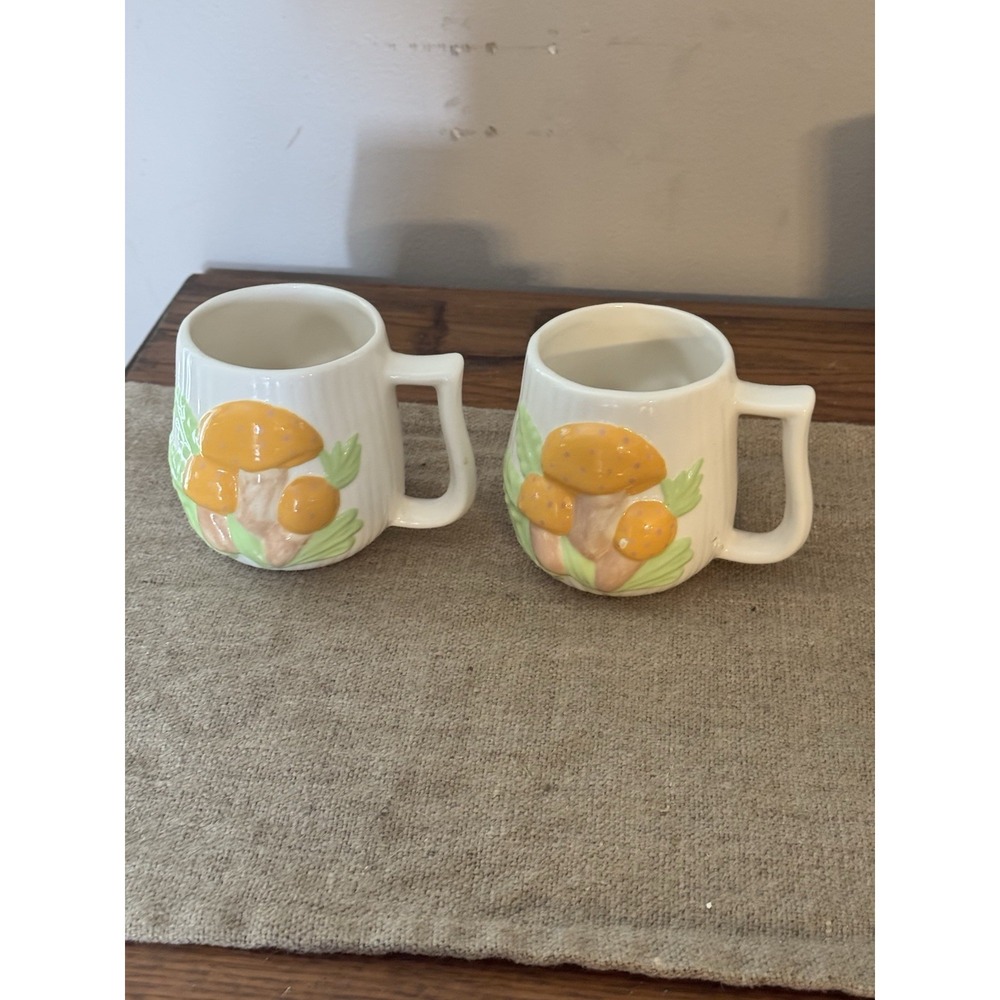 Vtg Arnels Coffee Cup Mug Mold Mushrooms Yellow Orange Green Vintage Dated 1988